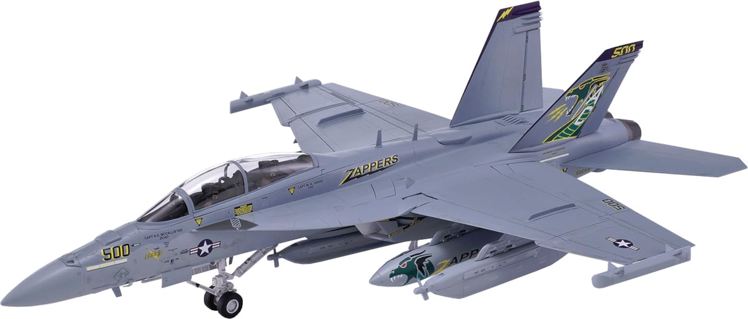 

PLATZ Scale American Electronic Warfare Aircraft Growler Zappers with Metal AOA Probe Plastic Model Kit 1/48 EA-18G VAQ-130 Parts, TPA-60 (Airplane)