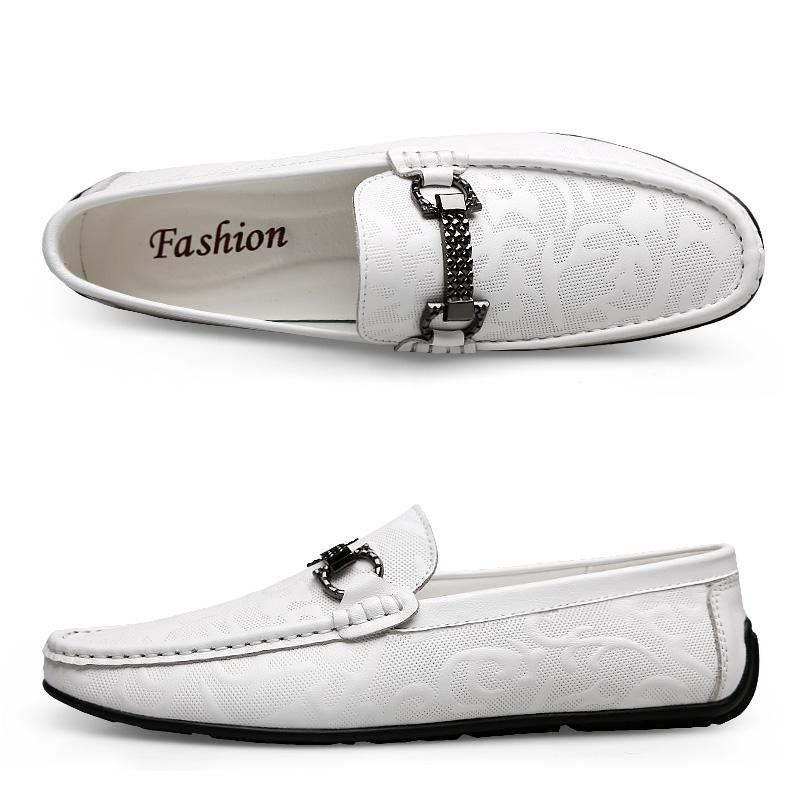 2024 Handgefertigte Herrenschuhe aus echtem Leder Luxusmarke Italienische Casual Herren Slipper Atmungsaktive Fahrschuhe Slipper Mokassins Retro