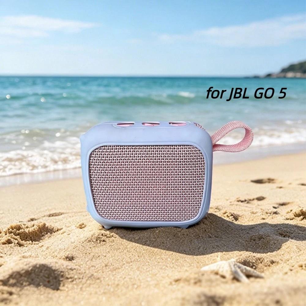 Shockproof Silicone Case Portable Waterproof Silicone Cover with Carabiner Dirt-proof for JBL GO 5 Bluetooth Speaker