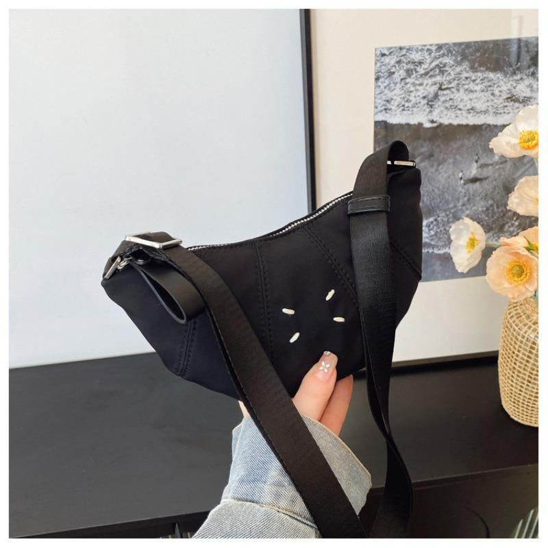 

Women s bag spring new trendy fashion retro versatile casual simple crossbody shoulder dumpling armpit bag чорний