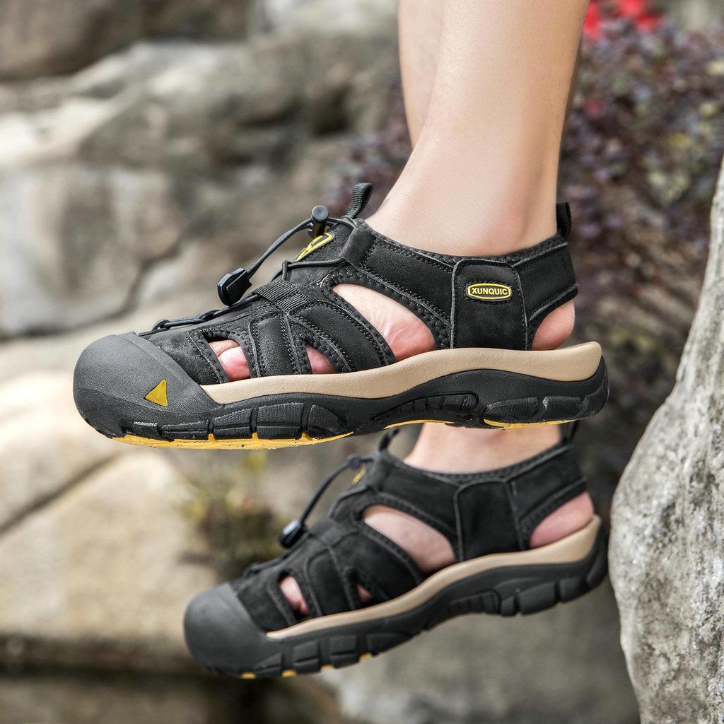 Unisex Thick-Soled Closed-Toe Summer Sandals - Plus Size Outdoor Casual Beach Shoes.