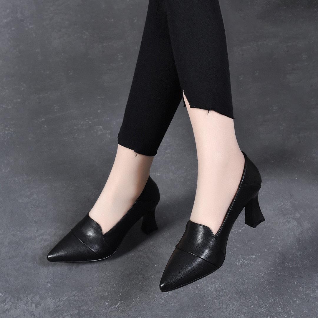 

Pointed stiletto high heels women s shoes 2024 spring new comfortable cowhide work shoes three kinds of high heel dress single shoes 34