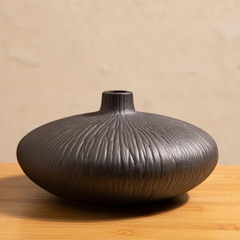 RYLAVA Modern Disc Shape Bohemian Zen Style Ceramic Vase Desktop Decorative Vase Antique Home Decor