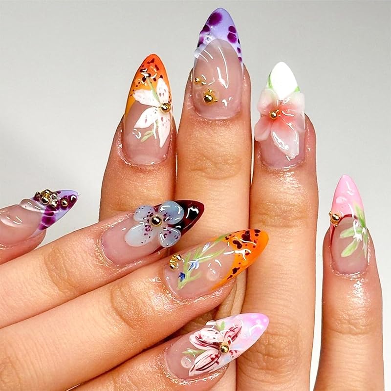 24pcs Halloween Press On Nails Short Oval Bat Fake Nails with Spider Skull Pumpkin Spider Web Designs Ghost False Nail Halloween Acrylic Nail Kit