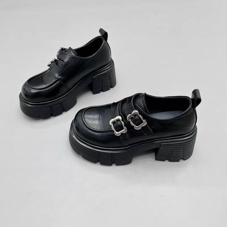 Soft Leather Version~ 2025 Autumn New Small Man Height Increase 7CM Small Leather Shoes Retro Belt Buckle Velcro Loafers Women