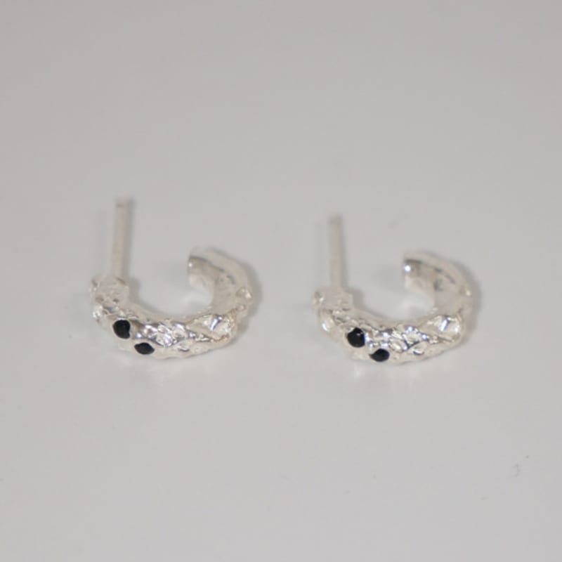 ovoe studio Rocky earrings