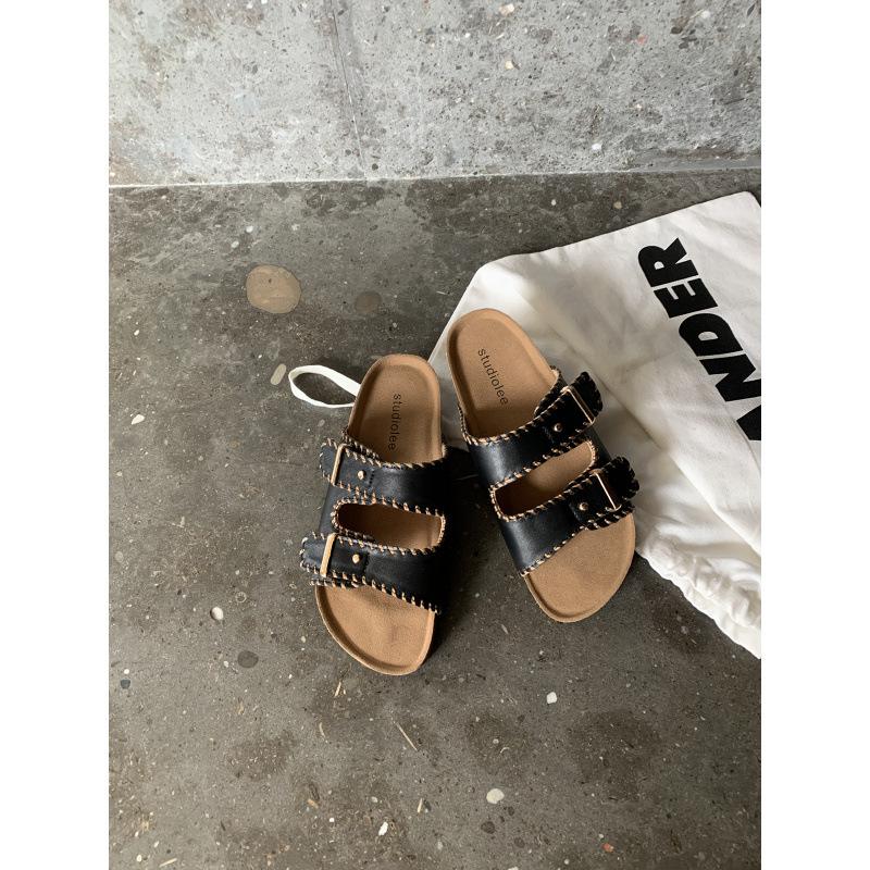 

! Туфли ретро ручной работы с пряжками показывают белые ленивые тапочки на одной педали 40