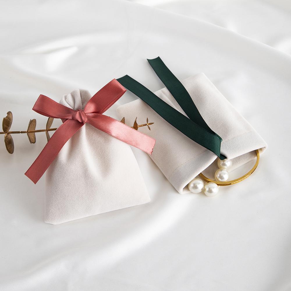 10Pcs 7x9cm 10x12cm 12x15cm 15x20cm Beige Velvet Bag Jewelry Suede Gift Packaging Wedding Favors Candy Earrings Bracelet Pouch