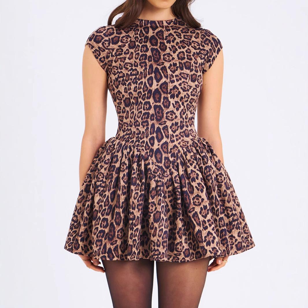 

European and American style women s clothing spring new sexy backless round neck slim and thin leopard print pleated dress S цветной печати леопарда