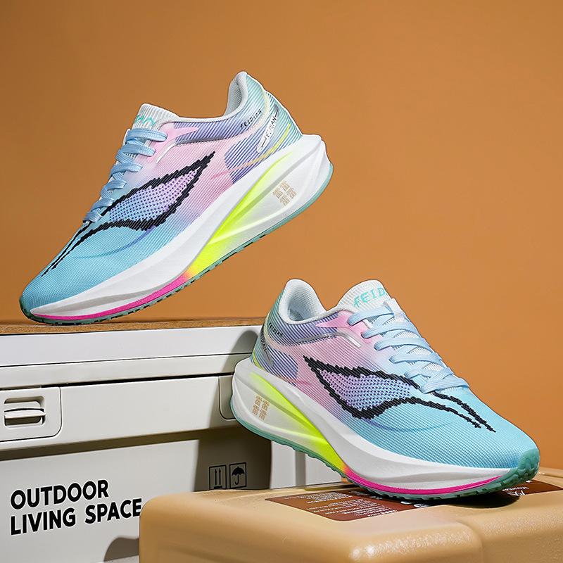 Running shoes Junior high school male breathable lightweight sports and leisure trendy shoes popcorn carbon board cushioning middle age and older ch