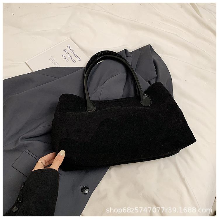 Autumn and winter retro large-capacity suede velvet bag women's 2025 new casual commuter shoulder bag tote bag