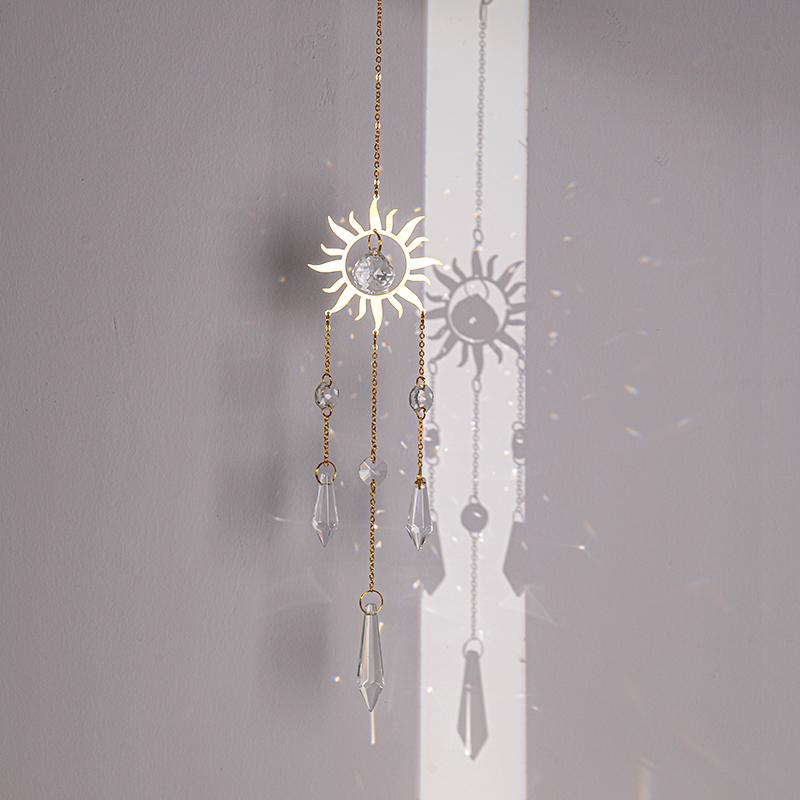 Sun Catcher Outdoor Wind Chimes Hanging Decor Heart Shape Artificial Crystal Rainbow Hanging Decor Outdoor Garden Decor Kid Gift Quality