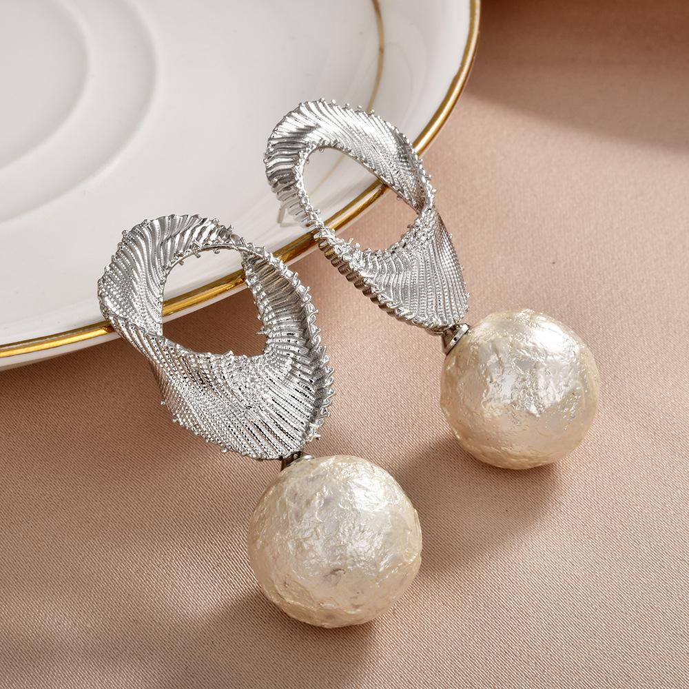 2026 Vintage French Ribbon Stripe Pearl Earrings - Elegant Gold Plated Textured Cotton Pearl Drop Earrings for Women High-End Jewelry