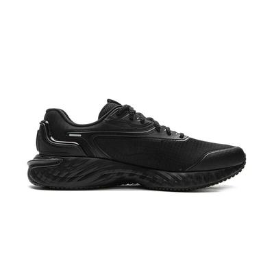 Obuwie męskie – Sneakersy