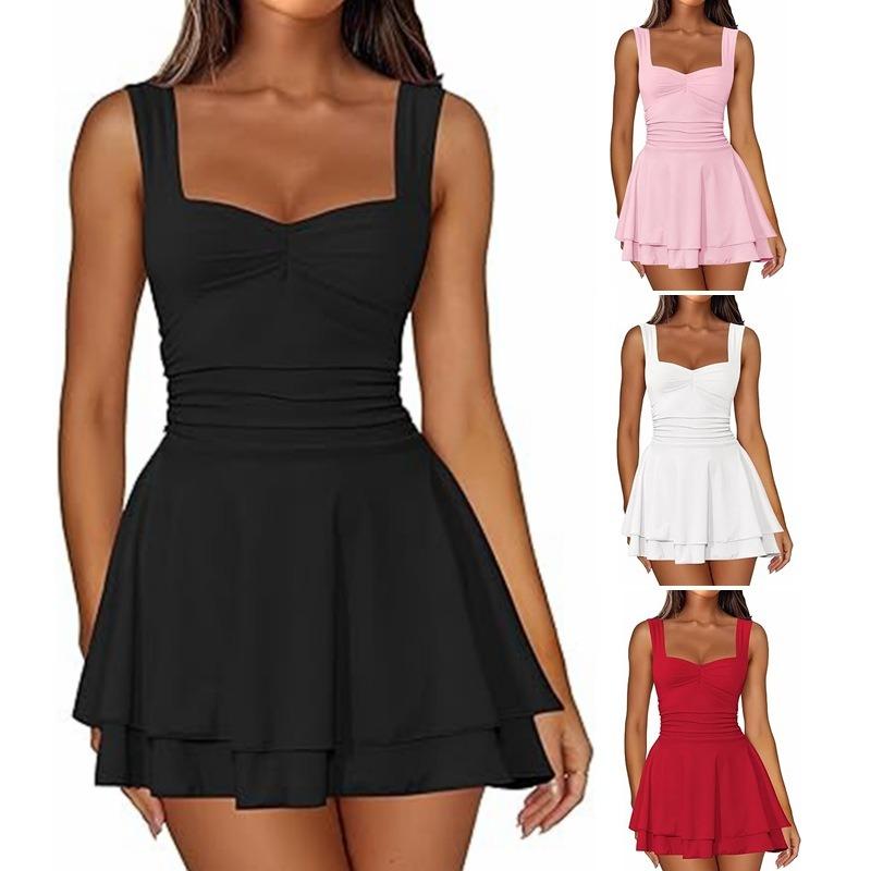 A Women's Square-neck Sleeveless Dress with Pleated Waist and Layered Hems