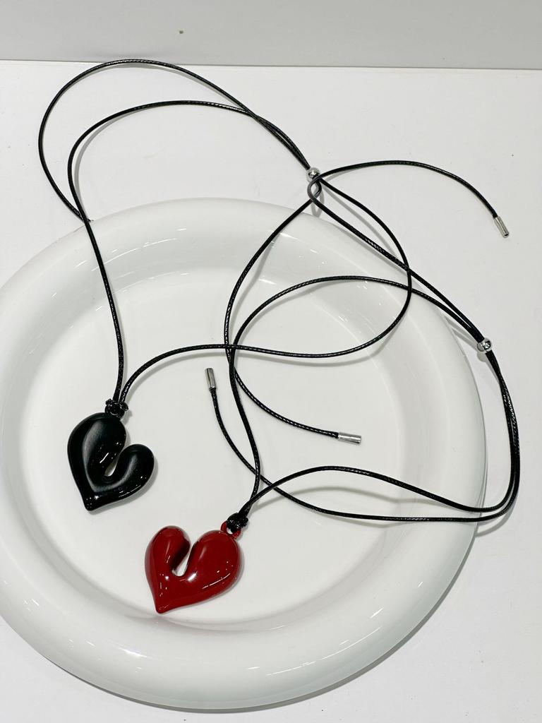 Personality Retro Design Irregularity Heart Pendant Necklace for Women Cute Cool Adjustable Leather Rope Korea Jewelry Y2K Gift