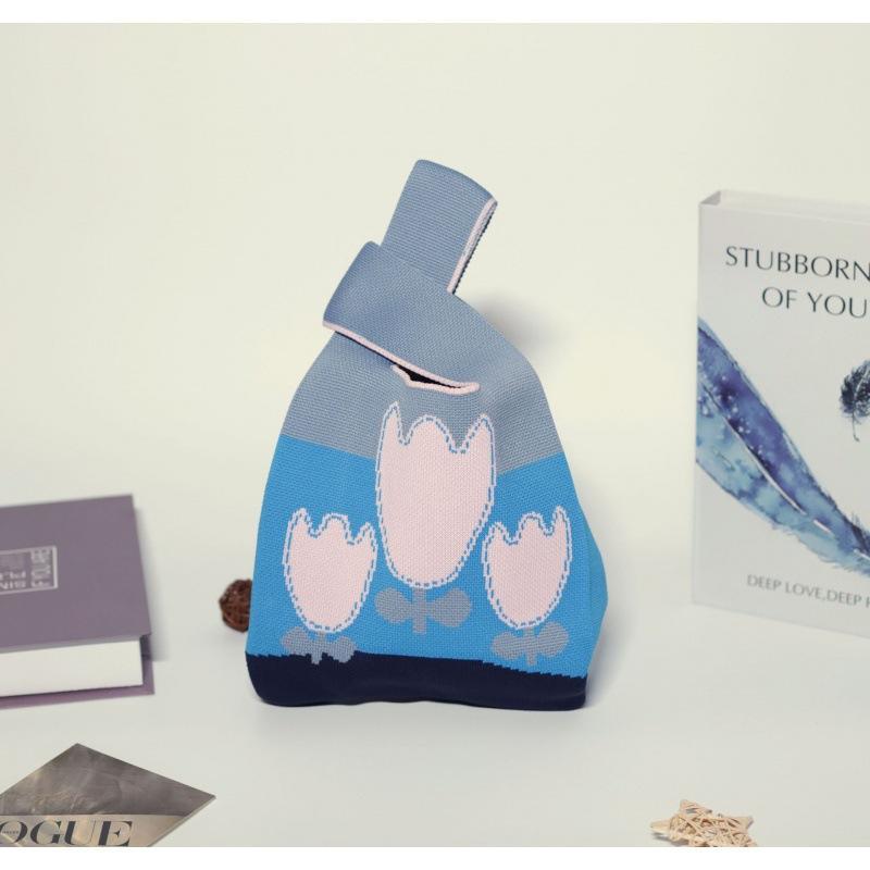 Ins Internet celebrity handbag women's knitted wool bucket bag Japanese and Korean version versatile hand carry casual tote bag box lunch bag