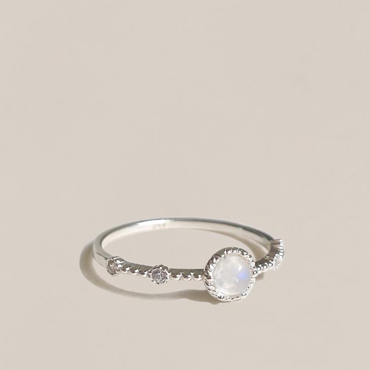 47Bag 925 Silver Moonstone Gemstone Ring Aria