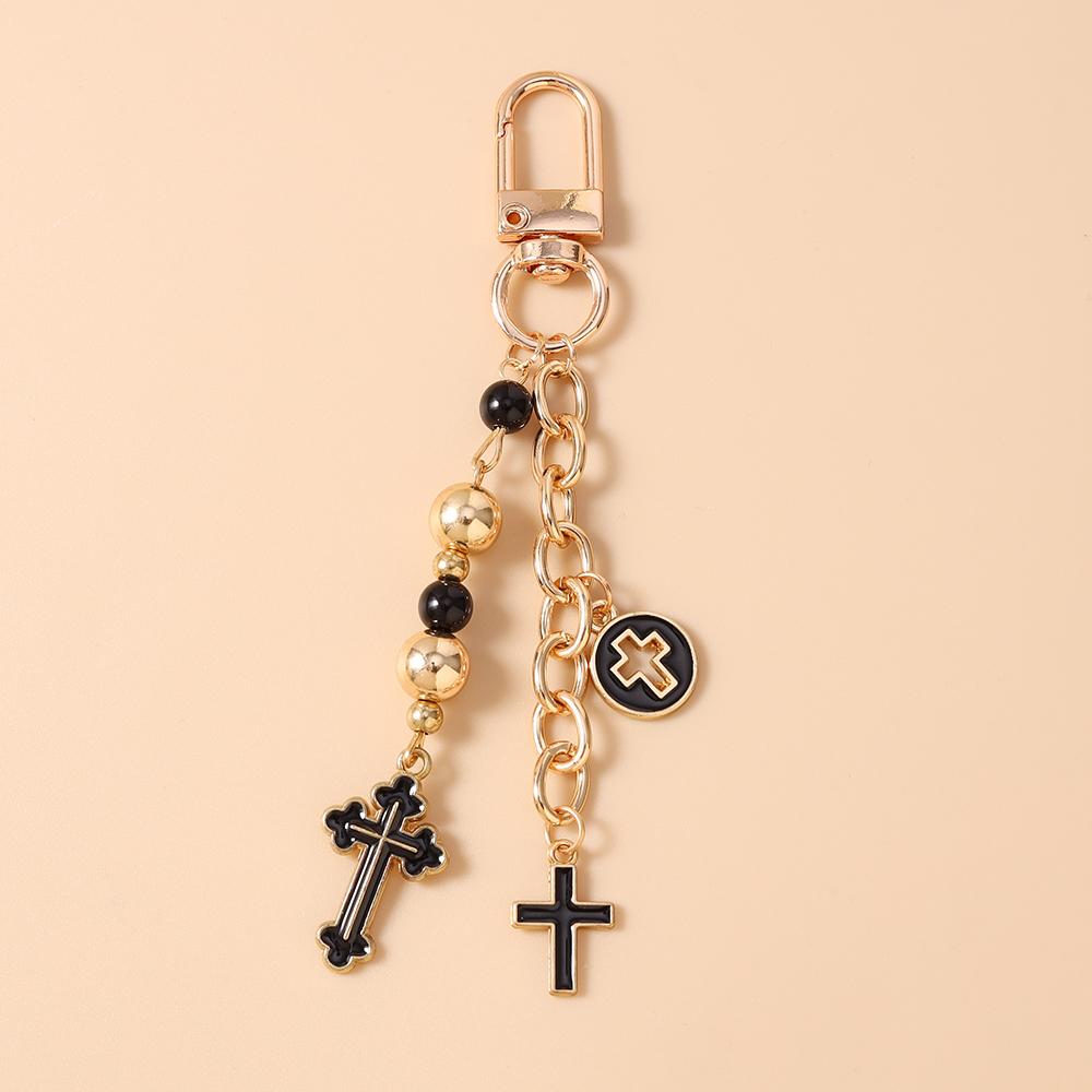 Fashion Gothic Black Cross Keychain Handmade Beaded Key Ring Pendant for Women Girls Handbag Decor DIY Key Chain Jewelry Gift