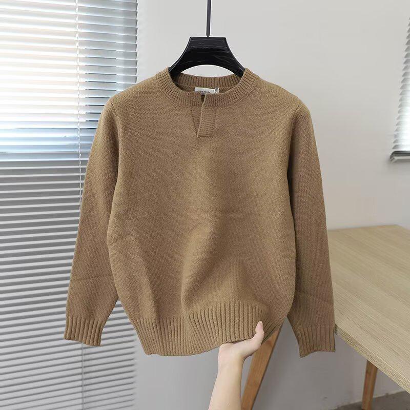 Autumn/Winter 2025 Men's Solid Color Round Neck Sweater - Soft, Youthful, Versatile Knitwear