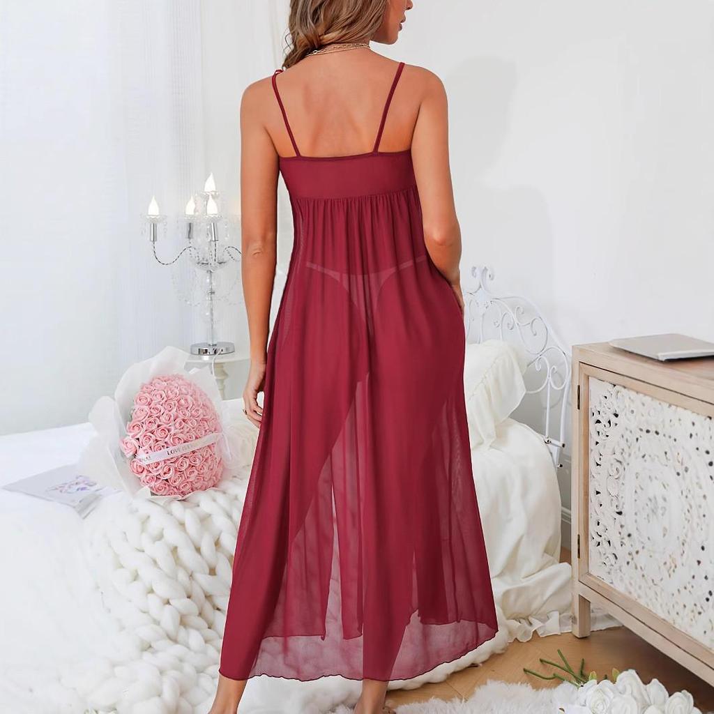 Simple and Fashionable Women's Lace Camisole Nightgown and Bathrobe Set