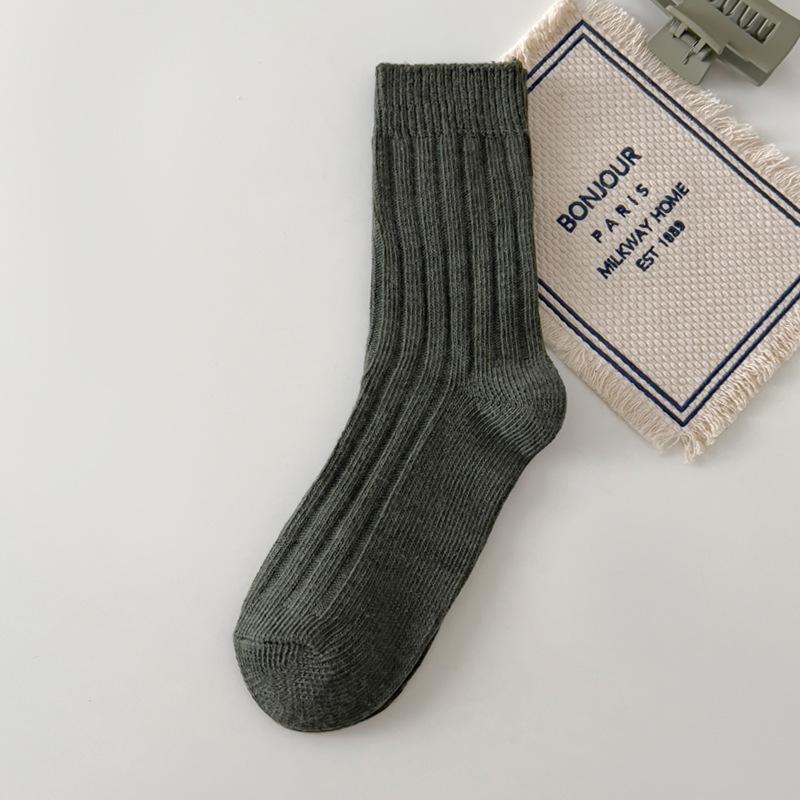 

Женские весенне-осенние винтажные трендовые хлопковые носки с толстой резинкой 1 pair зелёный