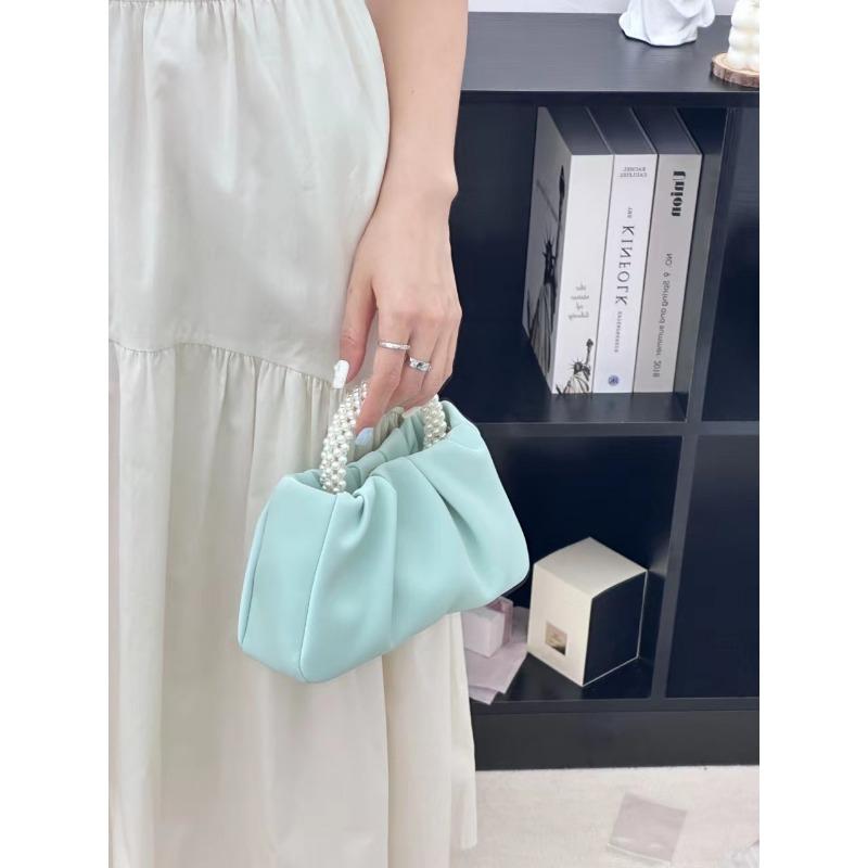 Pearl Wrist Cloud Bag Niche Design Temperament High-end Pearl White Pleated Small Bag Crossbody Bag Women