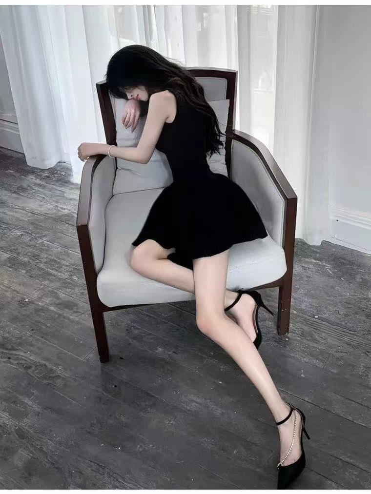 2026 New Sexy Spaghetti Strap Summer Dress - Women's Slimming A-line Short Skirt Hepburn Style