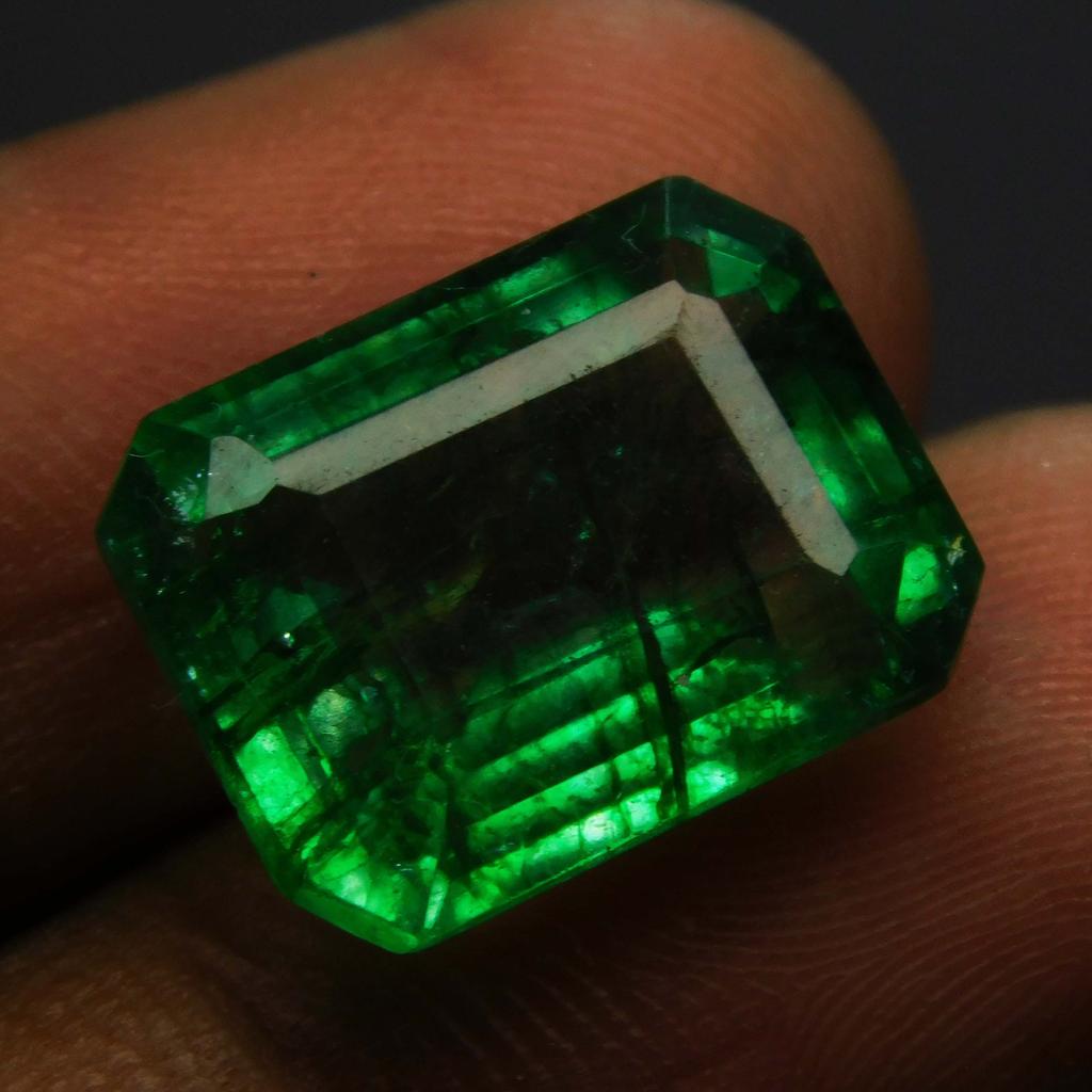 Natural Green Emerald Loose Gemstone 8 ct Emerald Shape Colombian for Jewelry Making and Crafts