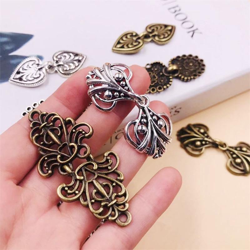 4 Pieces Vintage Sweater Clips Cardigan Clip Shawl Clips Retro Cloak Sweater Clips Antique Swirl Collar Clip Clasps