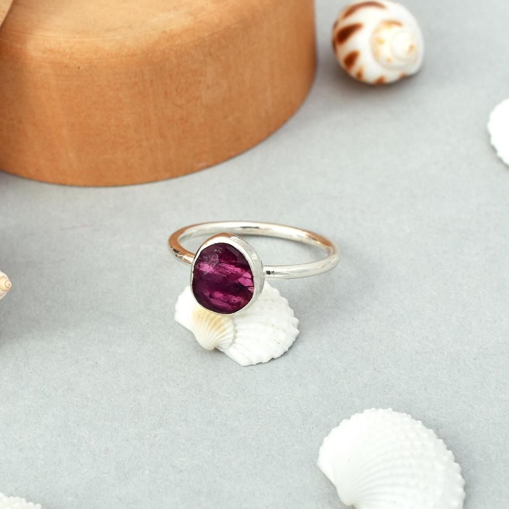 Natürlicher Blutroter Rosenschliff Turmalin 925 Sterlingsilber Ring 7 US Geschenk