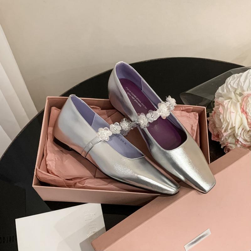 

Four Seasons Women s Fashion Single Shoes Non-slip Soft Sole Comfortable Fashion Sheepskin Women s Shoes Low Heel Square Head New Small Leather Shoe 39 срібний