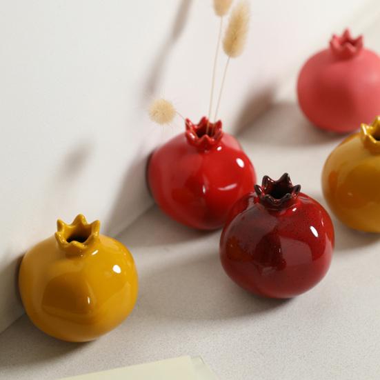 Ceramic Pomegranates Bud Vase Small Fruit Shaped Decorative Vase for Home Decor Farmhouse Rustic Flower Vase for Table Centerpiece Housewarming Gift