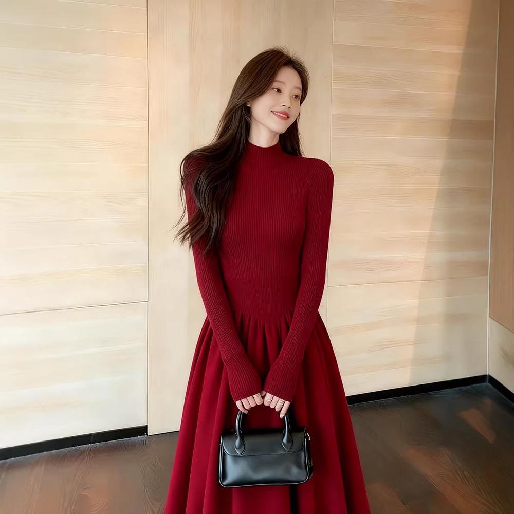 Elegant Red Knitted Dress for Women - Perfect for New Year's and Special Occasions (2025 Winter Collection)