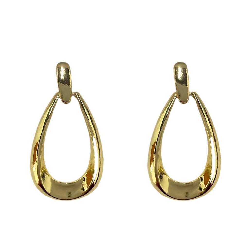 Design Advanced Sense Hollow Water Drop Simple Stud Earrings Temperament Earrings Light Luxury Earrings