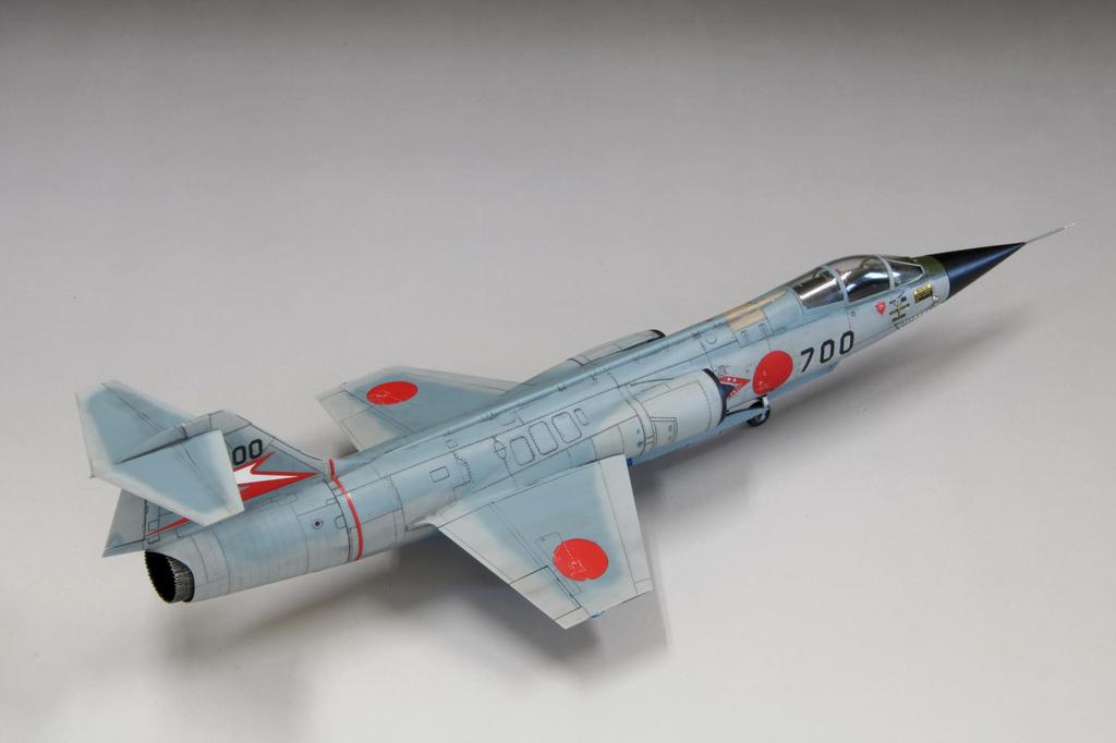 Fine Molds Jet Aircraft Series Air Force Fighter Plastic Model FX07 1/72 Self-Defense F-104J "Sentai" (Airplane)