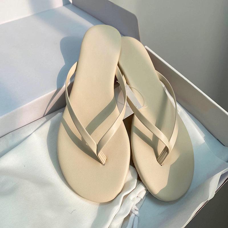 Whole cowhide~ niche flip-flops red summer wear seaside beach ladies flat-bottomed slippers pinch women's black