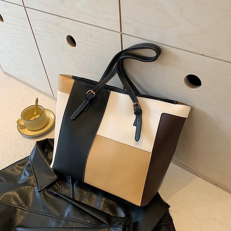 Trendy Shoulder Tote Bag For Women Ideal For Commuting With Spacious Design