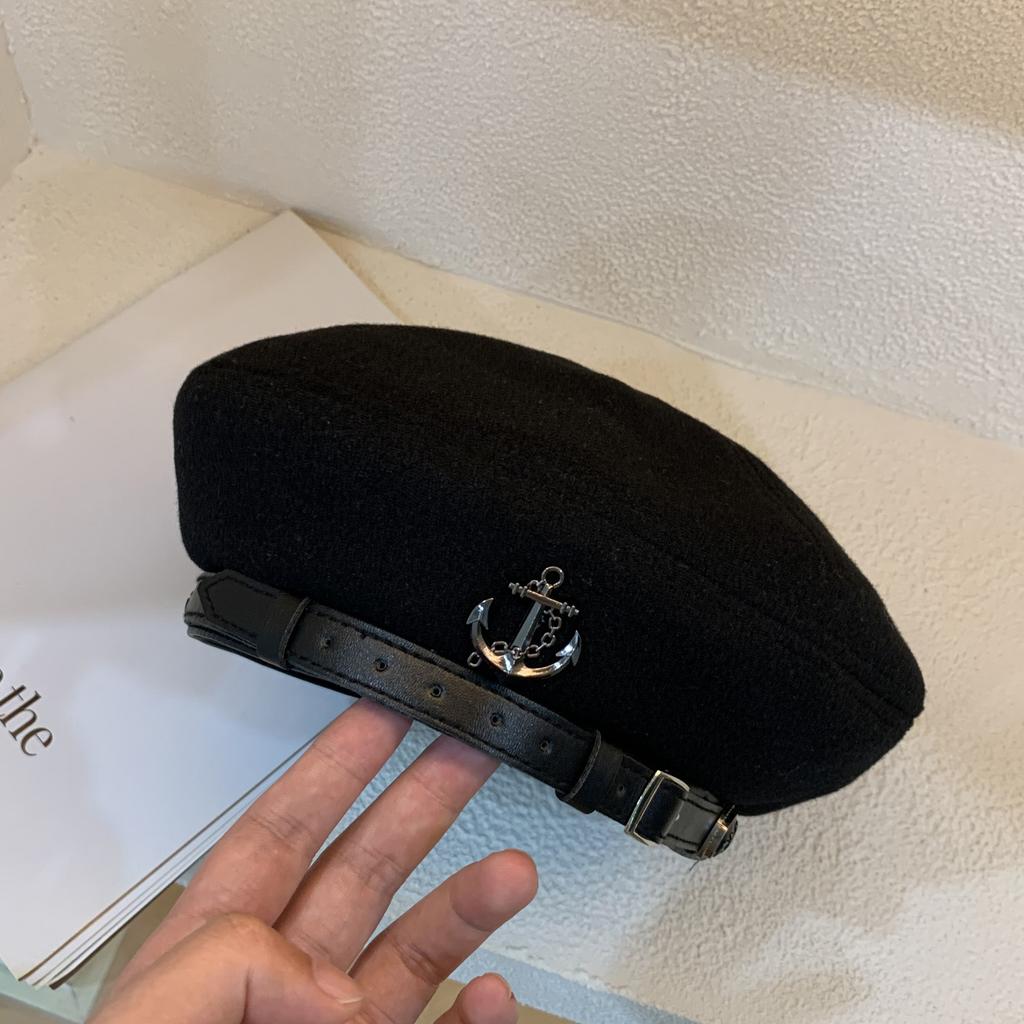 Black Beret Female Autumn and Winter Bud Hat Ins Face Flat Top Painter Hat Ins