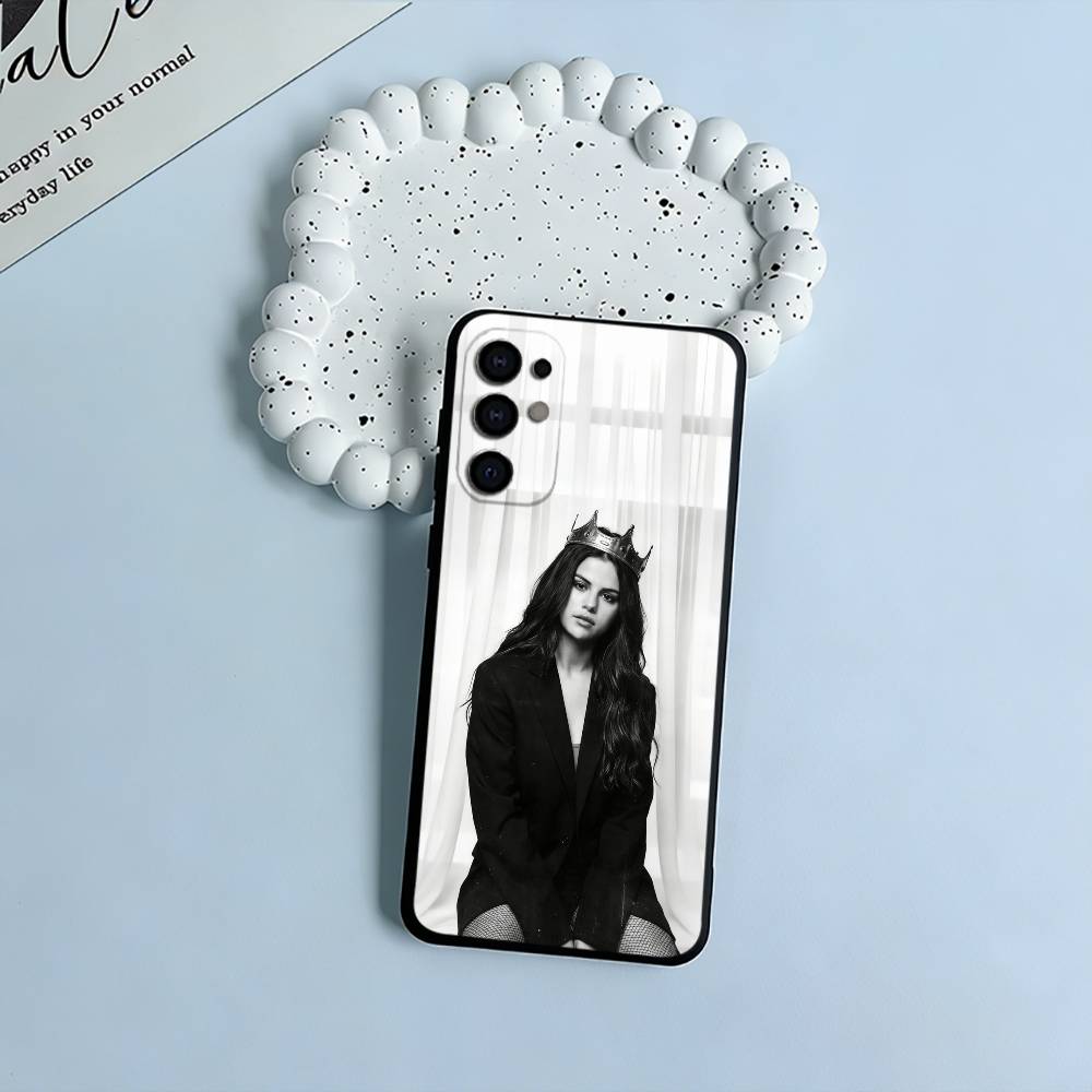S-G-Selena- Gomez Soft Silicone Case for Samsung S25, S24, S21, S22, S23, S30, Ultra, S20, Plus, FE, Lite-Black