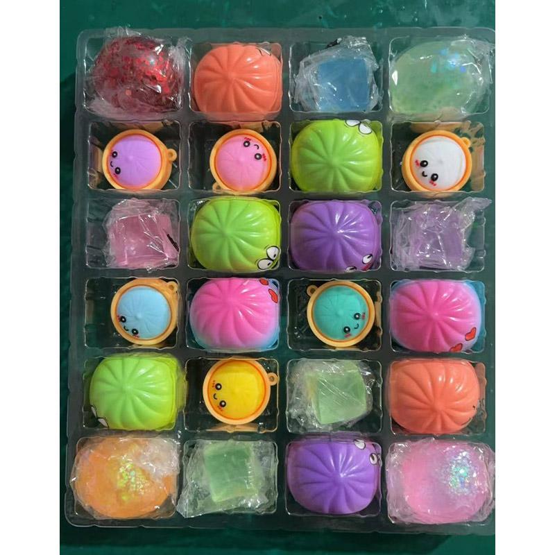 Squishy Gedämpfte Brötchen Quetschspielzeug Box-Set Adventskalender 24 Tage Mystery Bun Countdown-Box Langsam aufsteigendes Knödel Fidget Toy