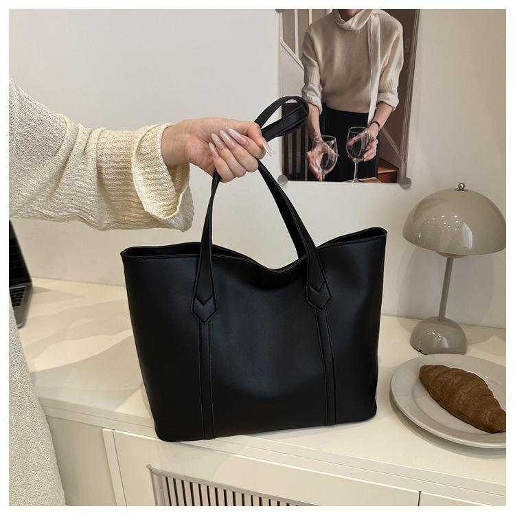 Korean Version Large Capacity Solid Color Faux Leather Tote Bag Fashion Vintage Commute Simple Shoulder Bag