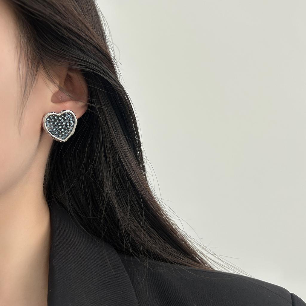 Shiny Love Stud Earrings, Personalized Romantic Symbols, Small, Exquisite And Light Luxury, Daily Wear Earrings