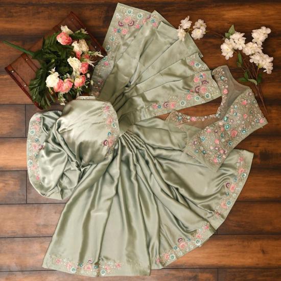 

Новое и привлекательное сари для модных женщин, чтобы выглядеть красиво в любой роли