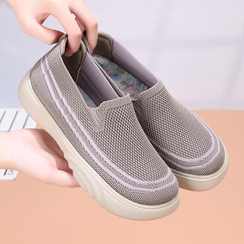 Spring and Autumn Old Beijing New Women's Shoes Fashion Casual One-pedal Mom Shoes Lightweight Flat Bottom Non-slip Comfortable Walking Shoes
