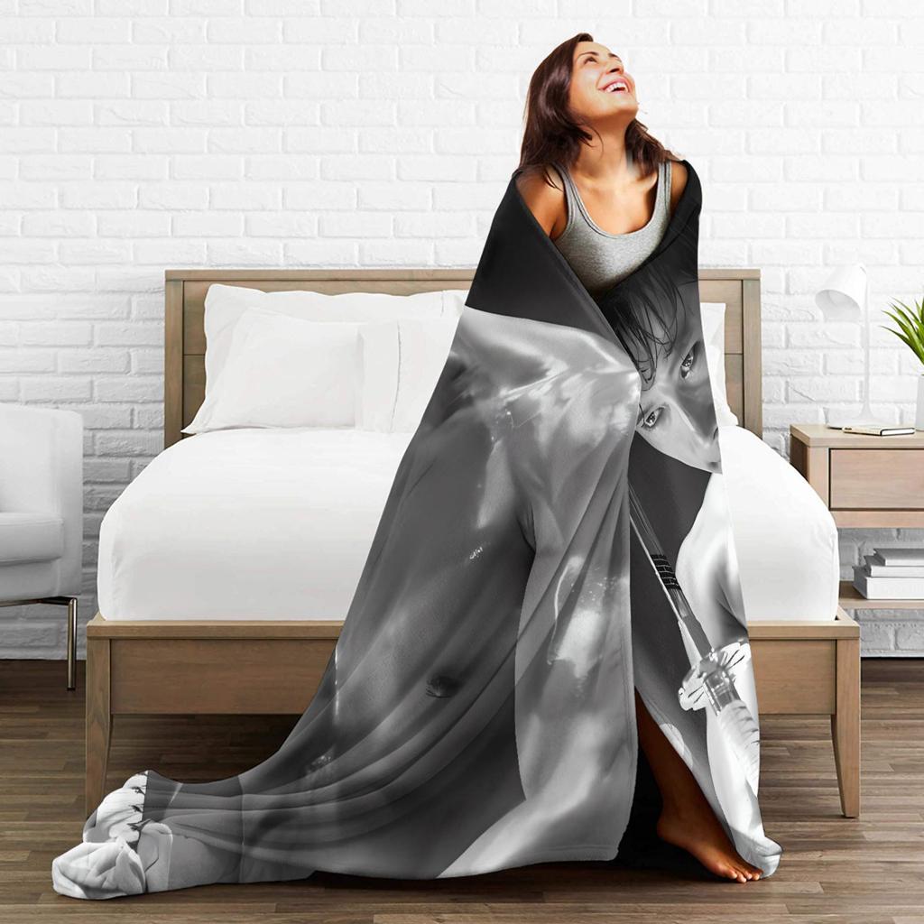Lee Byung hun  Blanket  Super Soft Fashion Plush Throw Blanket For Girls Boys Home Decor Flannel Bedspread Bed Cover