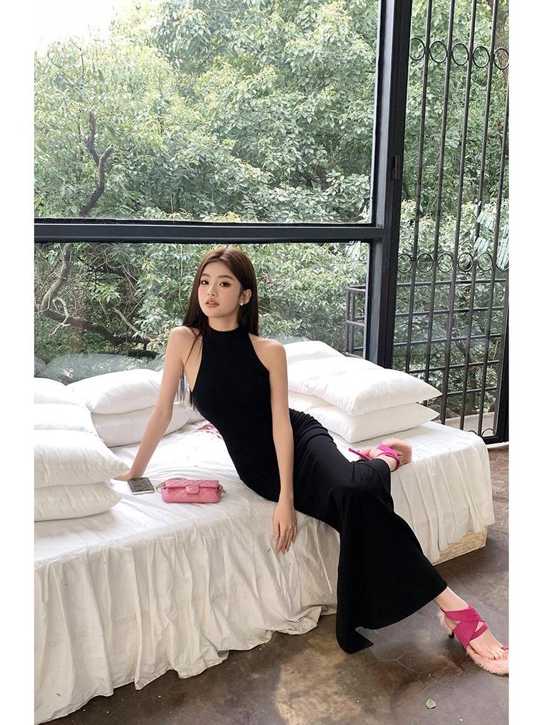 2026 Spring/Summer High-Neck Sleeveless Slim Fit Elegant Back Slit Maxi Dress for Women