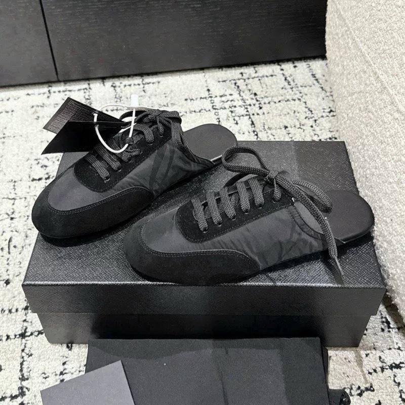 

Европейские и американские сочетания цветов полушлепанцы женские для улицы 2025 весна и лето новая обувь на плоской подошве ленивая обувь один педаль мюли Germa 35