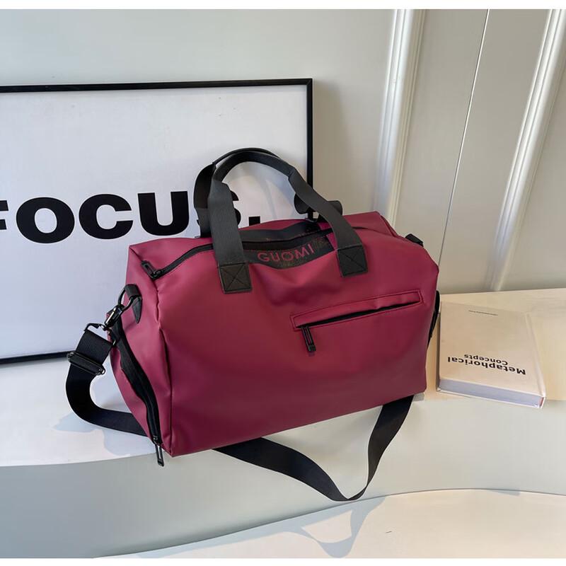 Li Shen Versatile Lightweight Sports and Travel Bag