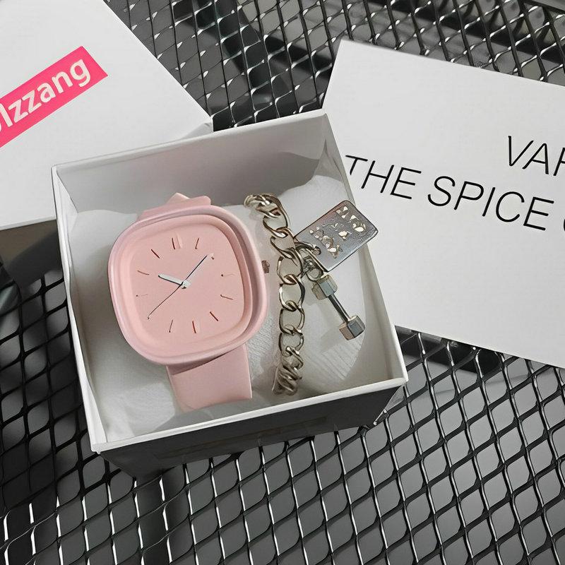Korean Style Niche Design Simple Fashion Square Watch Women'S Style Versatile Temperament Casual Quartz Watch Women